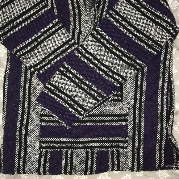 Mexican pancho Baja hoodie - Picture 2 of 5